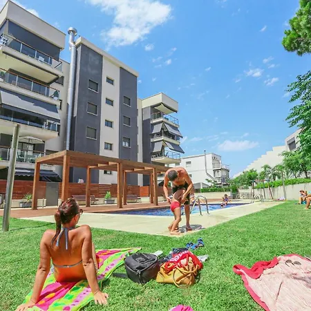 Apartment Tropicana Bjs D - Only Families